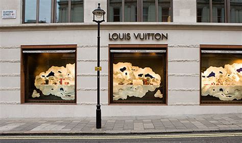 louis vuitton rignano sull'arno orari|I negozi Louis Vuitton in Italia e nel mondo .